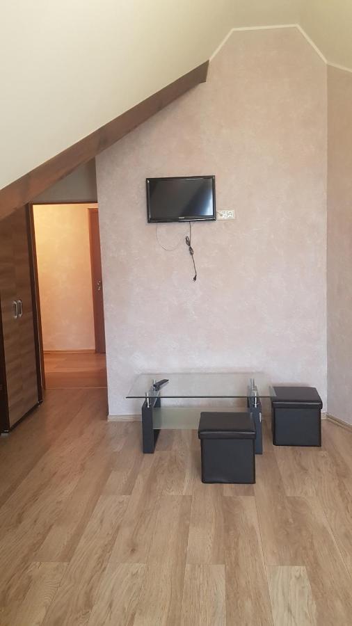 Meldynas Motel Vabalninkas Екстериор снимка