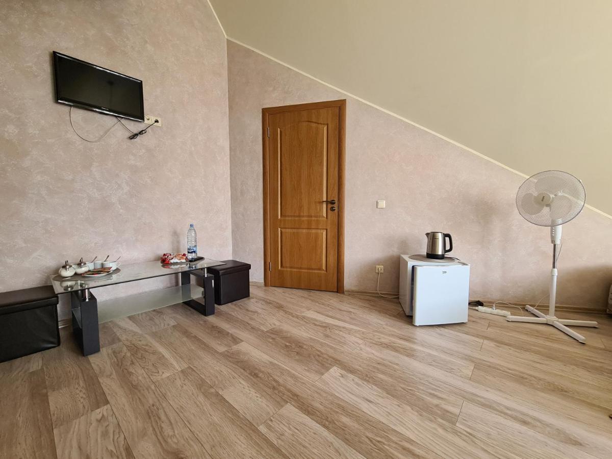 Meldynas Motel Vabalninkas Екстериор снимка